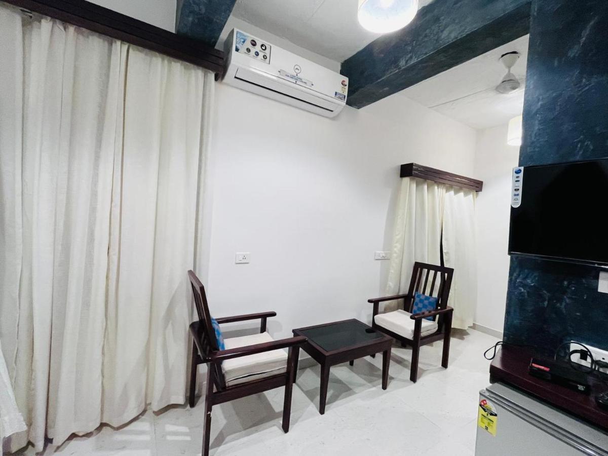 Naga Cottages Morjim Bagian luar foto