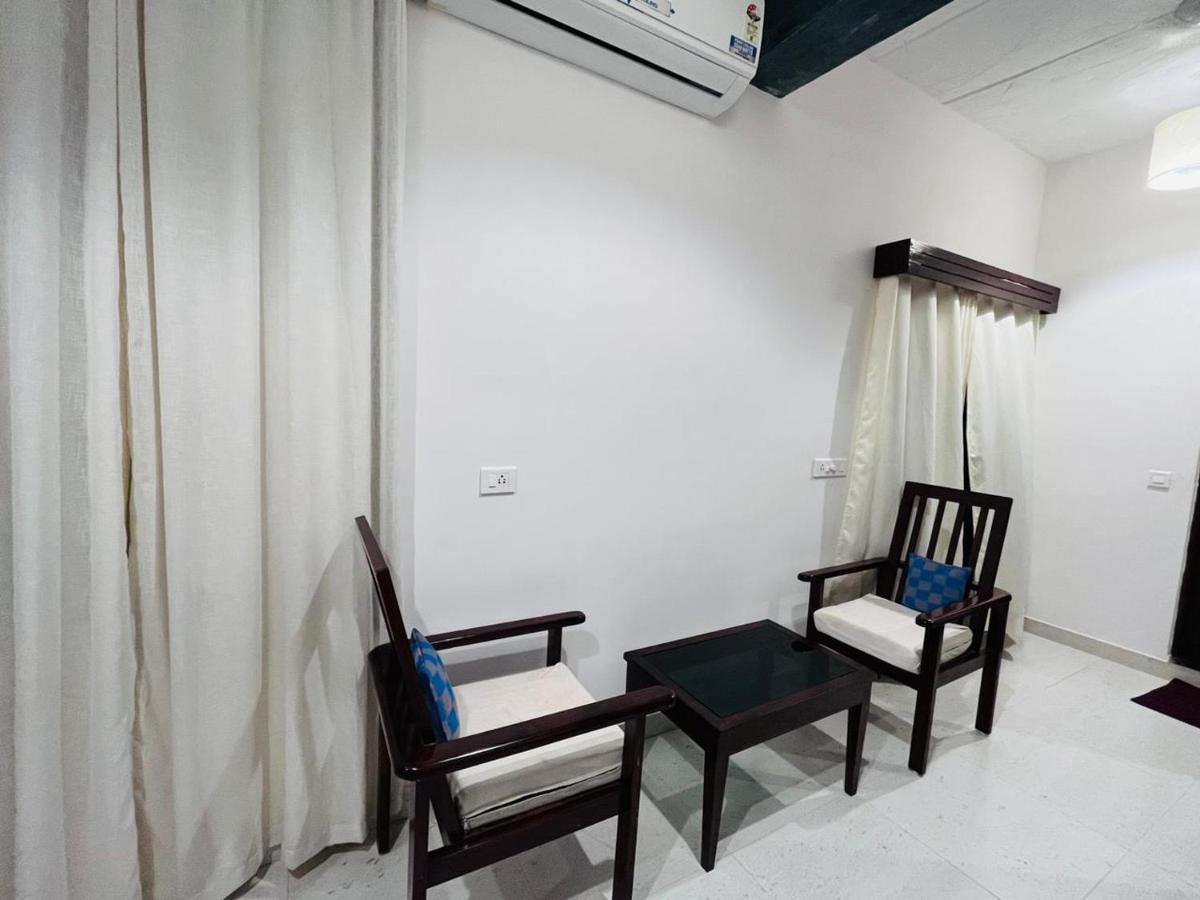 Naga Cottages Morjim Bagian luar foto
