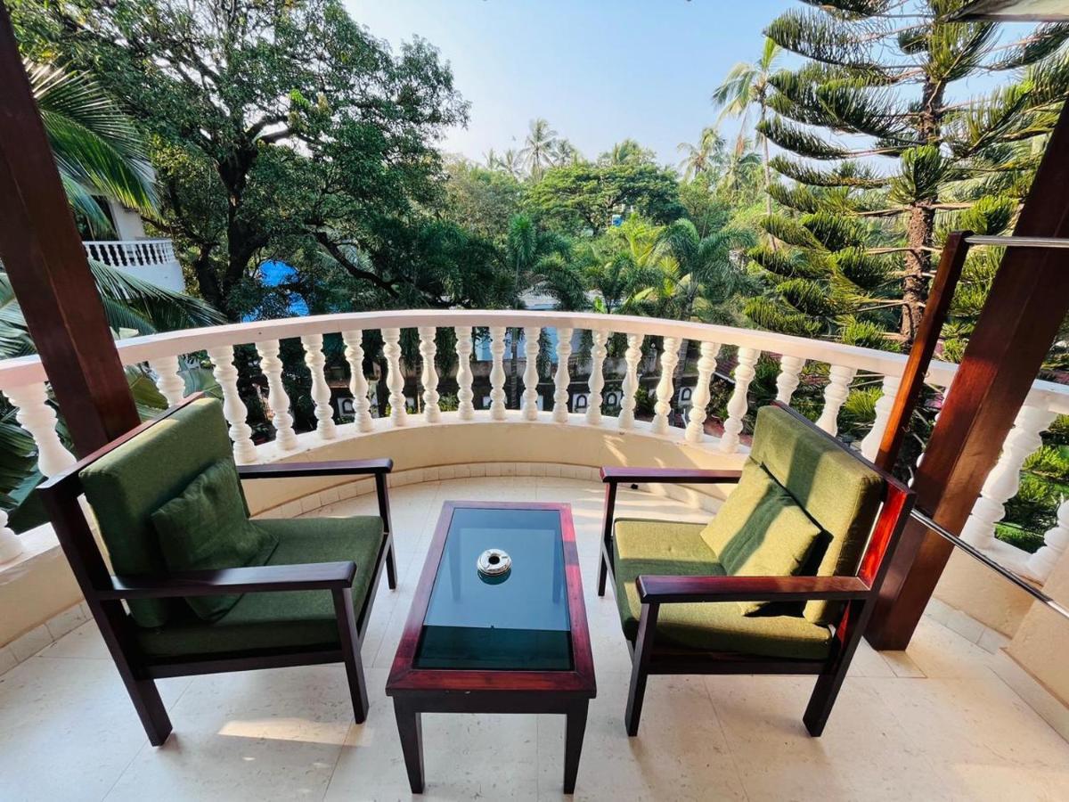 Naga Cottages Morjim Bagian luar foto